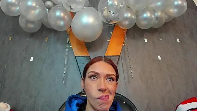 Snapshot of IvanaFetish chatting on December 2024 04:08:02 AM IvanaFetish online show from December 2024 04:08:02 AM