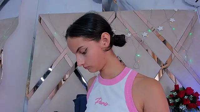 ninaht online show from January 2026 08:45:01 PM