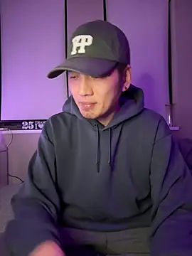 Snapshot of kensnb chatting on January 2025 12:52:02 PM kensnb online show from January 2025 12:52:02 PM