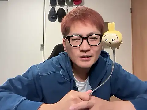 Snapshot of kensnb chatting on October 2025 12:30:01 PM kensnb online show from October 2025 12:30:01 PM