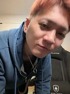 Snapshot of kensnb chatting on November 2025 08:21:02 PM kensnb online show from November 2025 08:21:02 PM