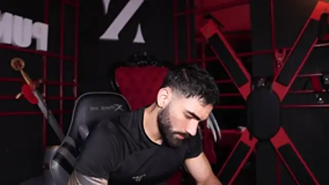 Austin bolt online show from April 2026 01:33:01 AM