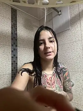 Snapshot of Alice_woodville chatting on February 2025 04:04:01 PM Alice woodville online show from February 2025 04:04:01 PM