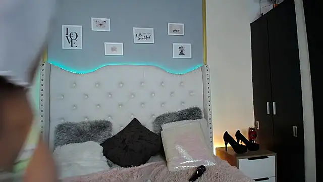 dante ferraraa online show from February 2026 10:02:01 PM