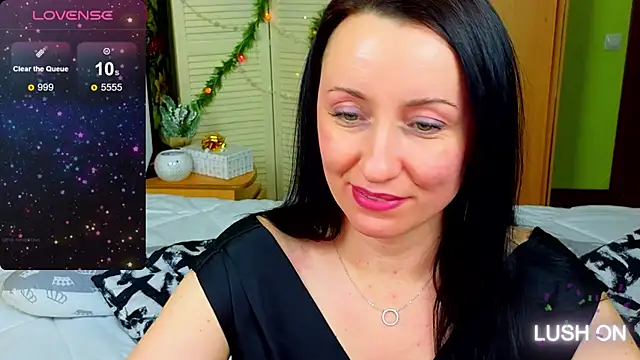 Snapshot of Roxyy_Star chatting on December 2024 11:40:01 AM Roxyy Star online show from December 2024 11:40:01 AM