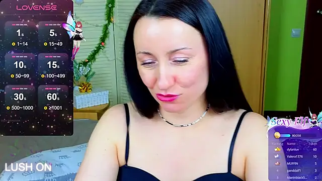 Snapshot of Roxyy_Star chatting on January 2025 08:11:01 AM Roxyy Star online show from January 2025 08:11:01 AM