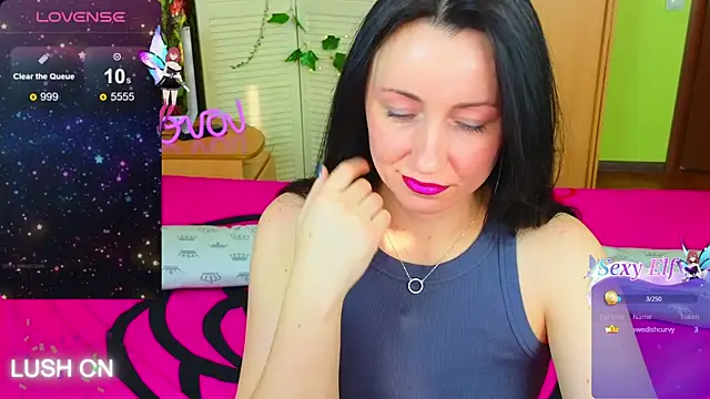 Snapshot of Roxyy_Star chatting on February 2025 04:25:01 AM Roxyy Star online show from February 2025 04:25:01 AM
