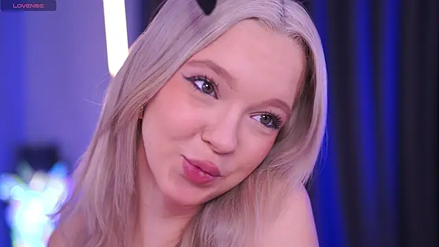  AlinaBailey online show from April 2026 08:00:02 AM