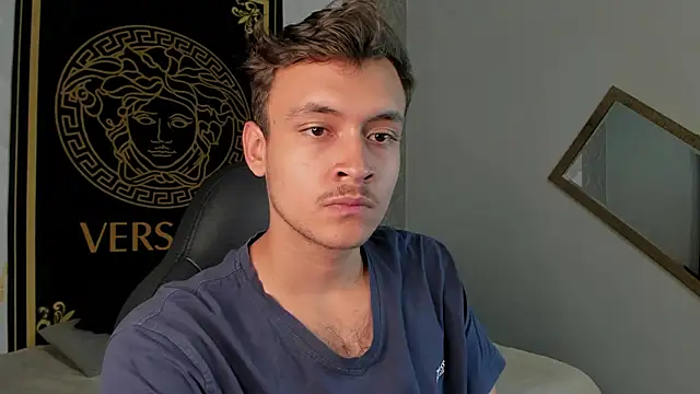 Desmon Clark online show from January 2025 08:01:01 PM