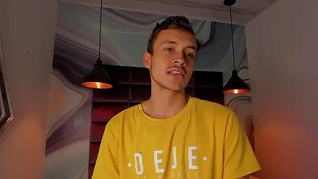 Desmon Clark online show from January 2025 03:37:02 AM