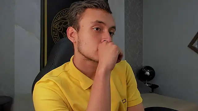 Desmon Clark online show from January 2025 06:23:02 AM