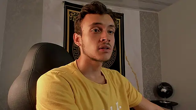 Desmon Clark online show from February 2025 11:24:01 PM