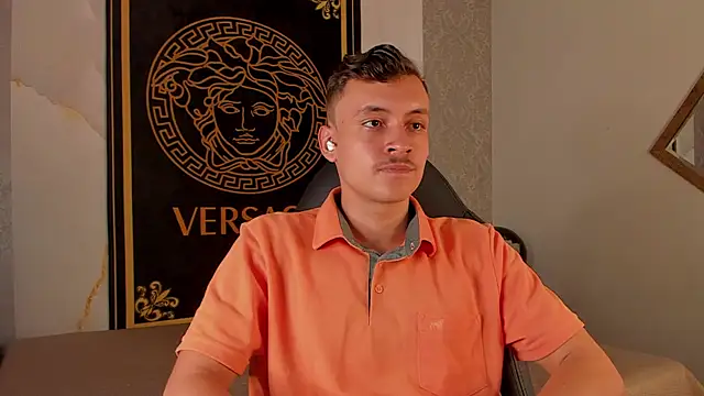 Desmon Clark online show from September 2025 11:30:01 PM