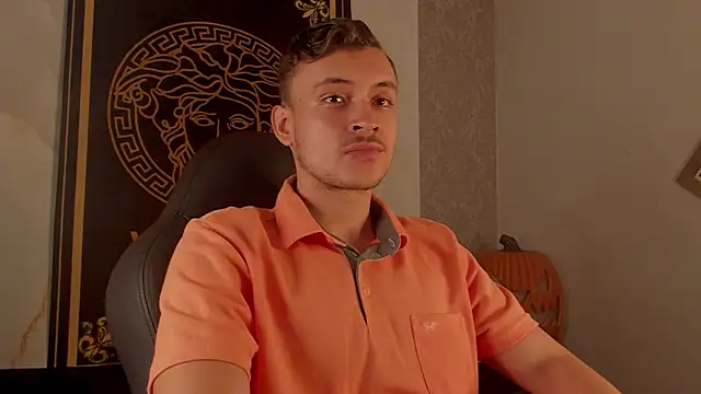 Desmon Clark online show from October 2025 12:52:02 AM