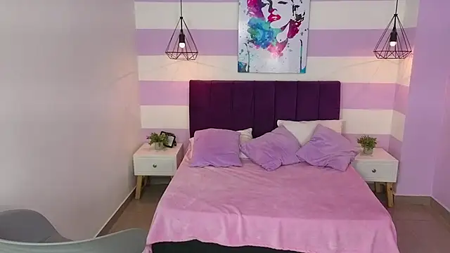 Scarlett  bell online show from March 2026 01:25:01 PM