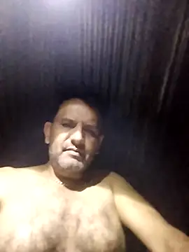 RogueTraveler online show from January 2026 02:48:02 AM