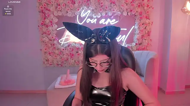 AmberFarrell online show from February 2025 07:52:01 PM