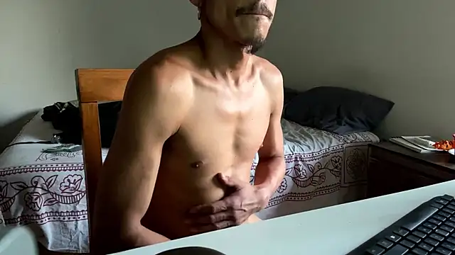 villanocat online show from December 2024 11:45:02 PM