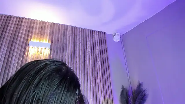 HannaPaola online show from February 2026 10:37:01 PM