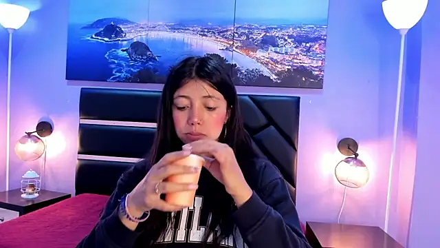 KimberlyVillaLobos online show from April 2026 11:16:01 AM