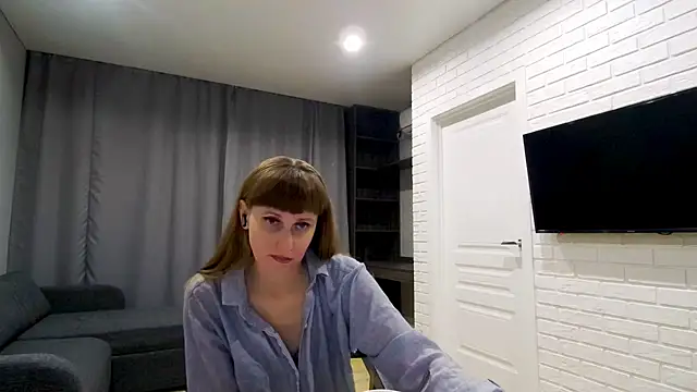 Snapshot of Daniella_Lorente chatting on May 2026 10:37:01 PM Daniella Lorente online show from May 2026 10:37:01 PM