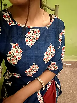 EACH 555 online show from November 2025 05:46:02 PM