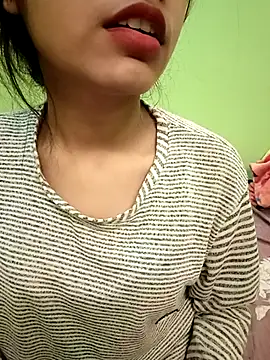 EACH 555 online show from November 2025 02:42:01 PM