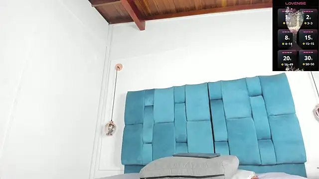 Snapshot of mia__fernandez chatting on November 2025 07:07:02 PM mia fernandez online show from November 2025 07:07:02 PM