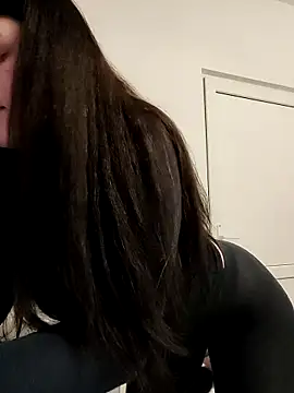 Snapshot of leeya_lee chatting on January 2025 01:42:01 AM leeya lee online show from January 2025 01:42:01 AM