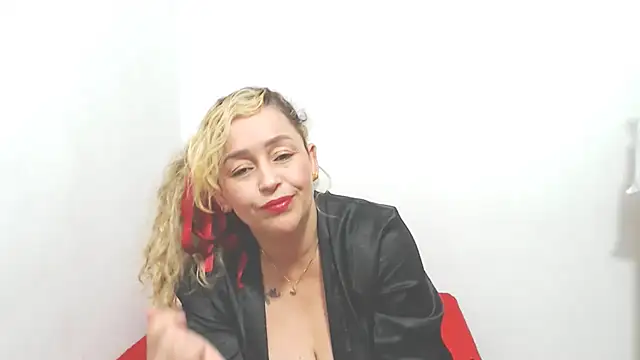 ariellth online show from January 2026 05:07:02 PM