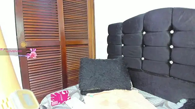 Snapshot of Selenakyle92_ chatting on July 2026 08:33:02 PM Selenakyle92 online show from July 2026 08:33:02 PM