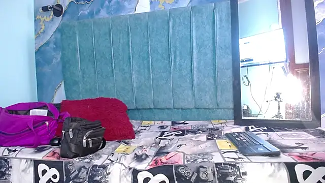 Snapshot of engel_devil chatting on November 2025 02:28:01 PM engel devil online show from November 2025 02:28:01 PM