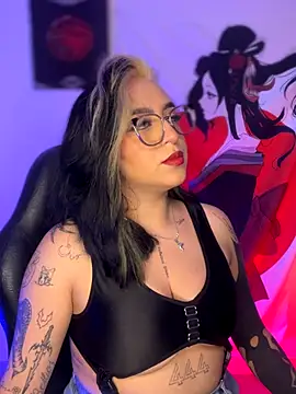 AnnikaMerliahh  online show from October 2025 02:28:01 AM