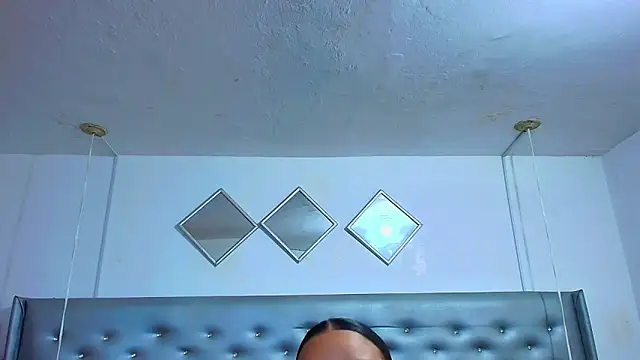 EileenBenzon online show from December 2025 04:34:02 PM