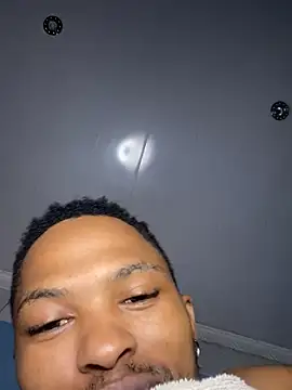 BlueIceCube online show from January 2025 04:36:01 AM