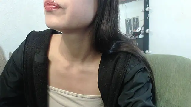 skinny sweet2411 online show from June 2026 02:18:02 PM