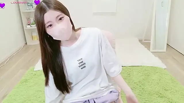 Snapshot of MARIAo0 chatting on September 2025 10:10:02 PM MARIAo0 online show from September 2025 10:10:02 PM