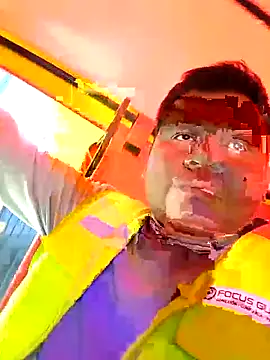 zeta29 online show from October 2025 06:36:01 PM