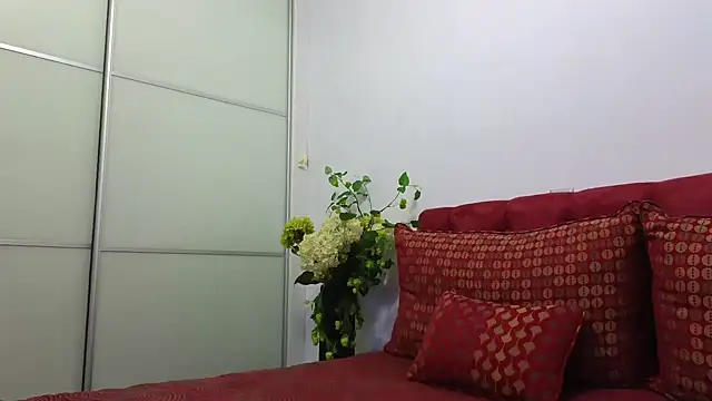  Maddalena  online show from October 2025 08:31:01 PM