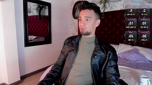 Snapshot of Edward_max chatting on January 2025 08:02:02 PM Edward max online show from January 2025 08:02:02 PM