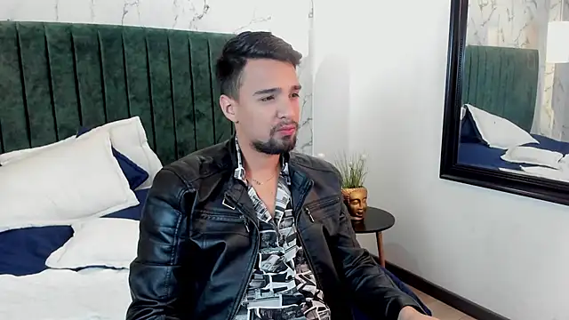 Snapshot of Edward_max chatting on February 2025 03:40:01 AM Edward max online show from February 2025 03:40:01 AM