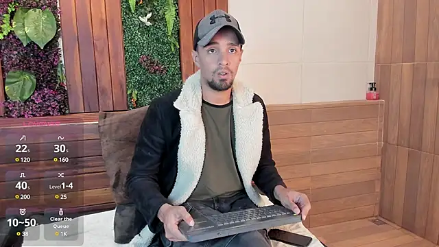 Snapshot of Edward_max chatting on March 2025 03:28:02 AM Edward max online show from March 2025 03:28:02 AM