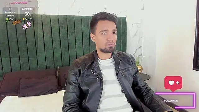 Snapshot of Edward_max chatting on March 2025 03:33:02 AM Edward max online show from March 2025 03:33:02 AM