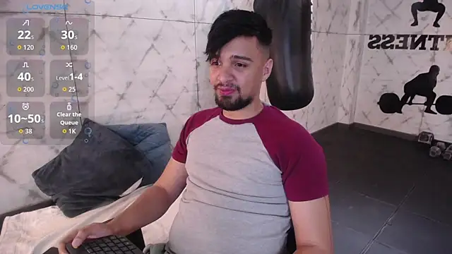 Snapshot of Edward_max chatting on September 2025 02:57:02 AM Edward max online show from September 2025 02:57:02 AM