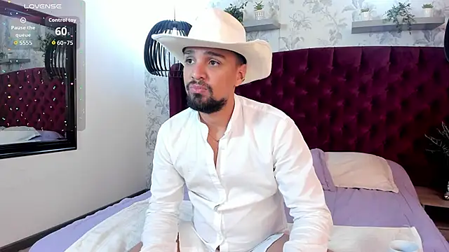 Snapshot of Edward_max chatting on September 2025 03:55:02 AM Edward max online show from September 2025 03:55:02 AM