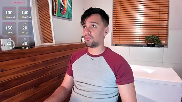 Snapshot of Edward_max chatting on October 2025 03:51:02 AM Edward max online show from October 2025 03:51:02 AM