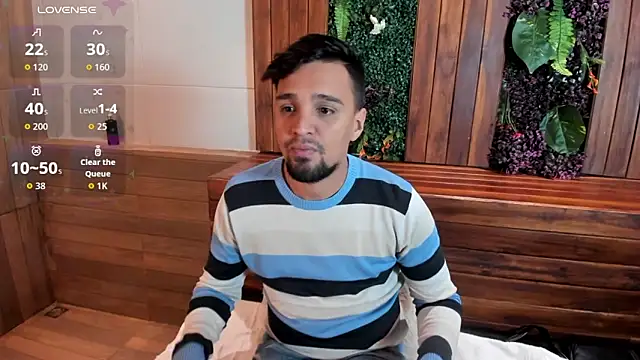 Snapshot of Edward_max chatting on November 2025 03:23:01 AM Edward max online show from November 2025 03:23:01 AM