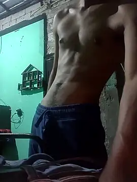 Reynold2608 online show from November 2025 03:50:01 AM