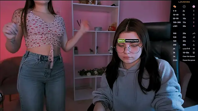 pure radiance1 online show from February 2025 10:00:01 AM