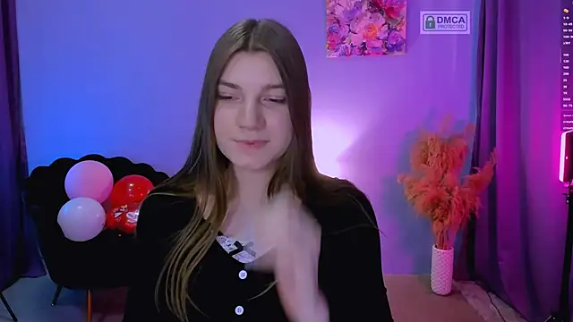 pure radiance1 online show from February 2025 04:00:02 PM